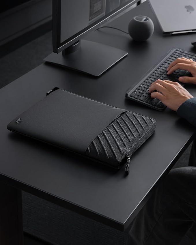 tomtoc Voyage-A10 Slim Laptop Sleeve